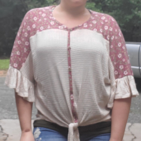 RELISTED Soft floral waffle knit spliced tie top - Picture 7 of 8